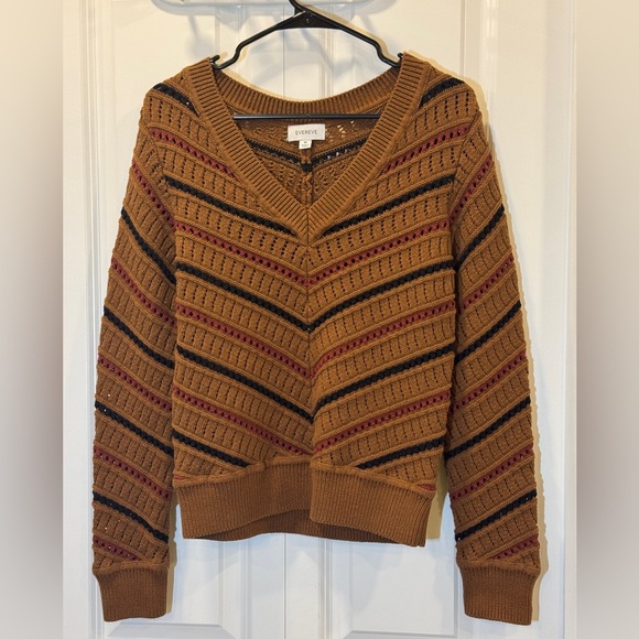 Evereve Brown and Black V-Neck Sweater - Picture 4 of 10